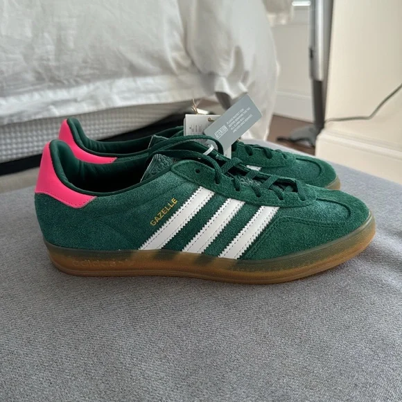 Adidas Gazelles NEW - Picture 3 of 6